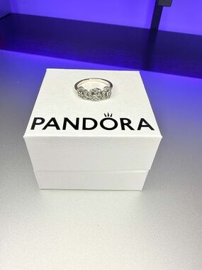 Pandora Silver Floral Cluster Ring - White Cubic Zirconia